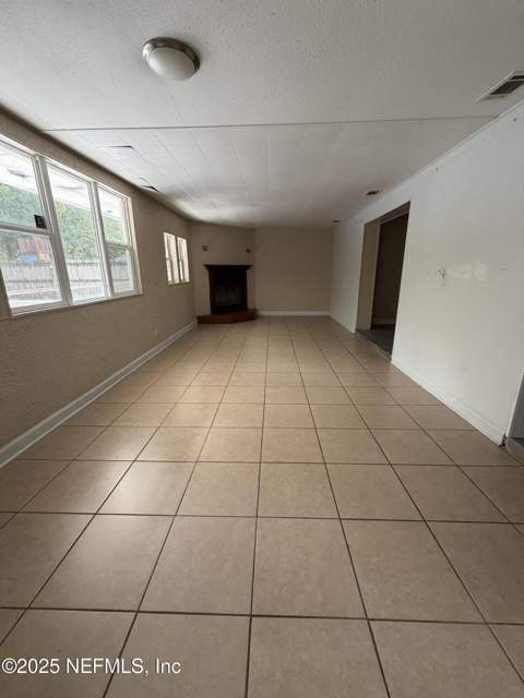 2423 Green Oak Drive, Jacksonville FL - photo 6 of 76