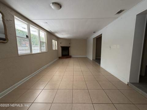 2423 Green Oak Drive, Jacksonville FL - photo 8 of 76