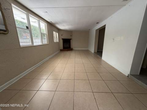 2423 Green Oak Drive, Jacksonville FL - photo 9 of 76