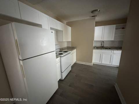 2423 Green Oak Drive, Jacksonville FL - photo 22 of 76