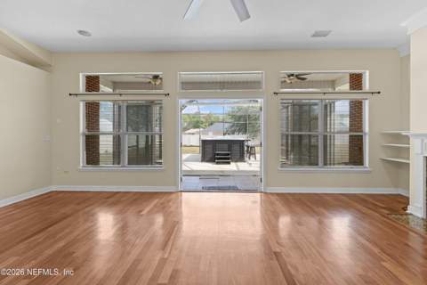 10211 Wellhouse Court, Jacksonville FL - photo 12 of 47