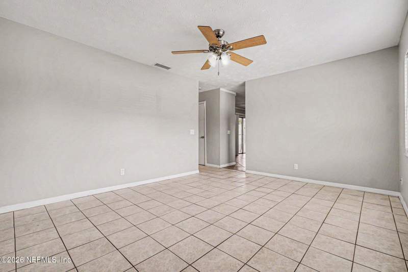 3 bedroom Single Family Residence at 413 Scorpio Lane, Meadowbrook, Orange Park — photo 4