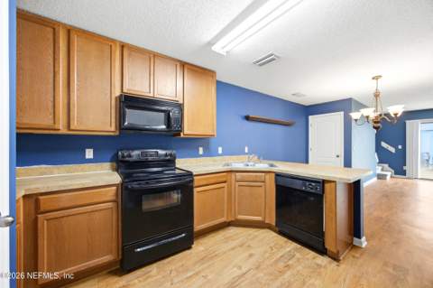 7731 Playschool Lane, Jacksonville FL - photo 6 of 26