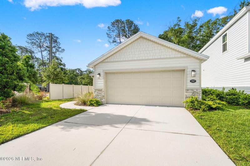 3 bedroom Single Family Residence at 2907 Lucille Lane, Pinewood Place, Middleburg — photo 3