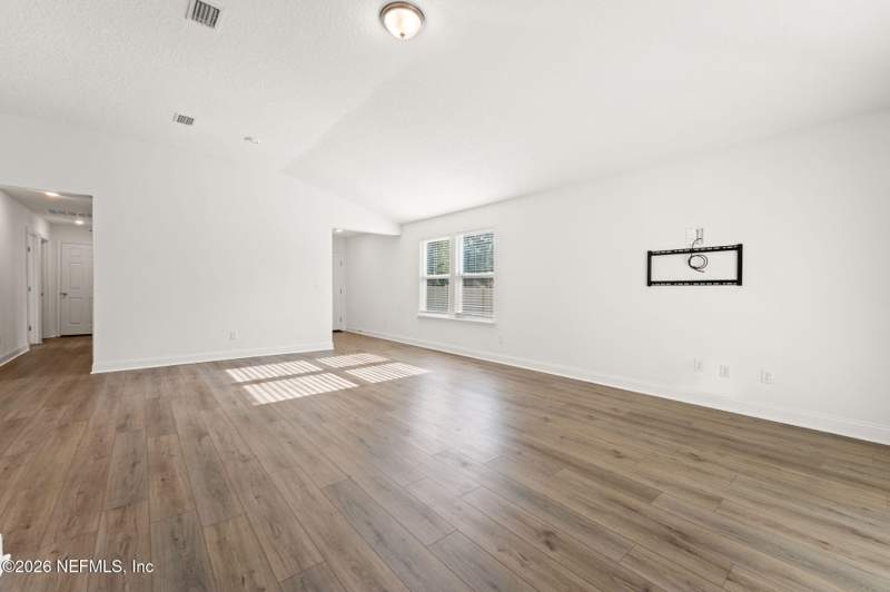 3 bedroom Single Family Residence at 2907 Lucille Lane, Pinewood Place, Middleburg — photo 5