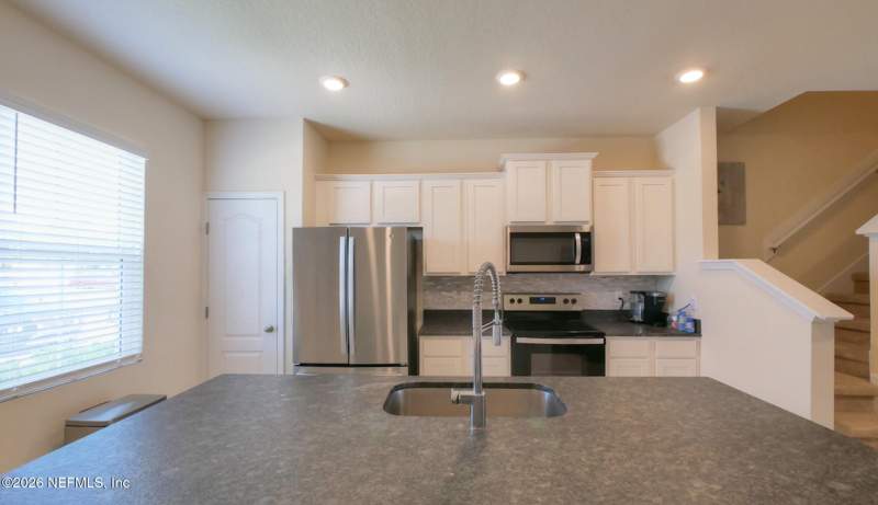 2 bedroom Townhouse at 648 Yellow Oaks Lane, Towering Oaks, Orange Park — photo 5