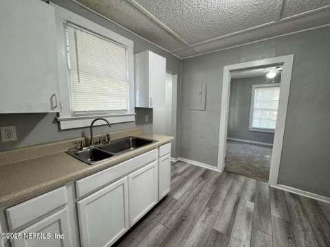 540 E 56th Street, Jacksonville FL - photo 9 of 31