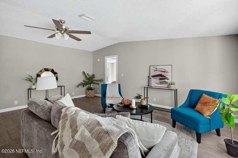 3 bedroom Mobile Home at 10350 Crotty Avenue, Flagler Estates, Hastings — photo 5