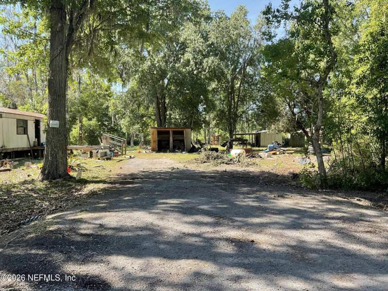 2 bedroom Mobile Home at 327 Celery Avenue #2, Whitehouse, Jacksonville — photo 3