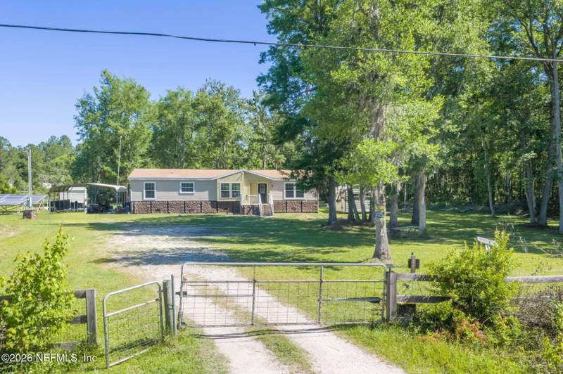 3 bedroom Mobile Home at 138 Pine Cone Trail, Interlachen Lakes Estates, Palatka — photo 4