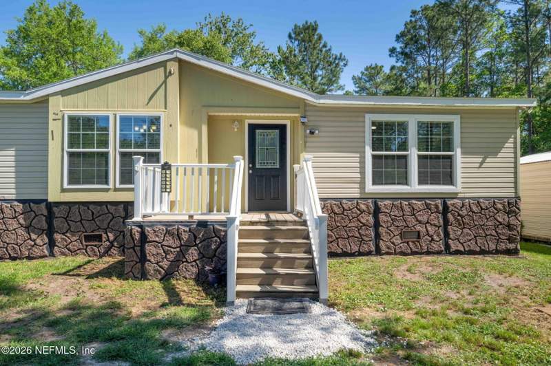 3 bedroom Mobile Home at 138 Pine Cone Trail, Interlachen Lakes Estates, Palatka — photo 2