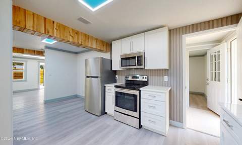 1726 Hilltop Boulevard, Jacksonville FL - photo 14 of 42