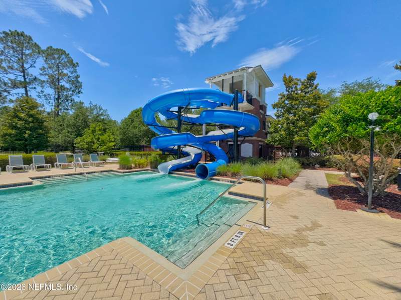 2 bedroom Townhouse at 585 Running Woods Street, Towering Oaks, Orange Park — photo 2