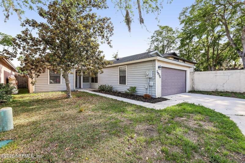 3 bedroom Single Family Residence at 1975 Bluebird Run, Cedar Bend, Orange Park — photo 3