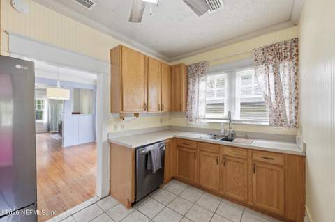 3545 College Place, Jacksonville FL - photo 12 of 34