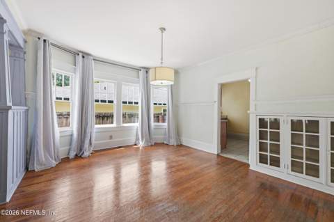 3545 College Place, Jacksonville FL - photo 10 of 34