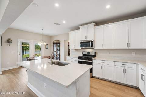 13192 Dunwick Road, Jacksonville FL - photo 20 of 70