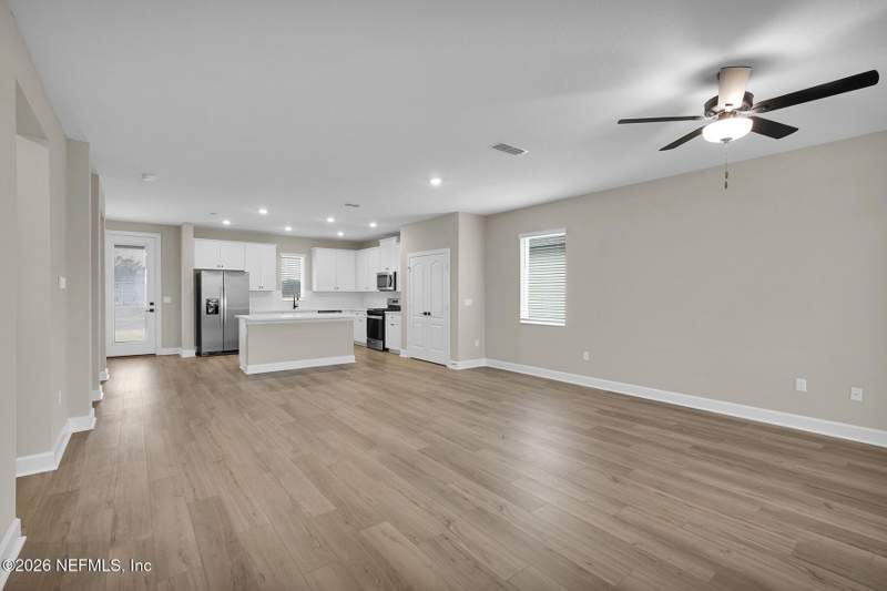5 bedroom Single Family Residence at 12570 Big Juniper Drive, Villages Of Westport, Jacksonville — photo 4