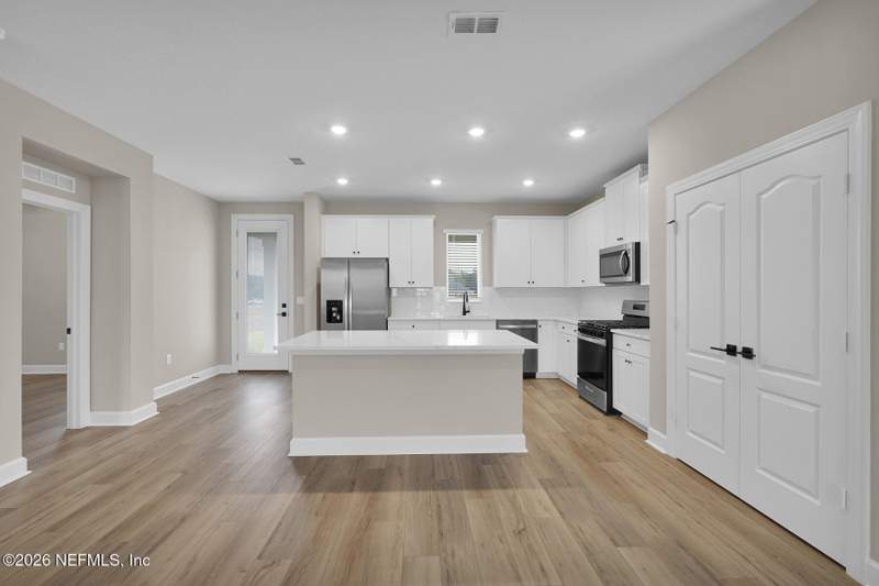 5 bedroom Single Family Residence at 12570 Big Juniper Drive, Villages Of Westport, Jacksonville — photo 5