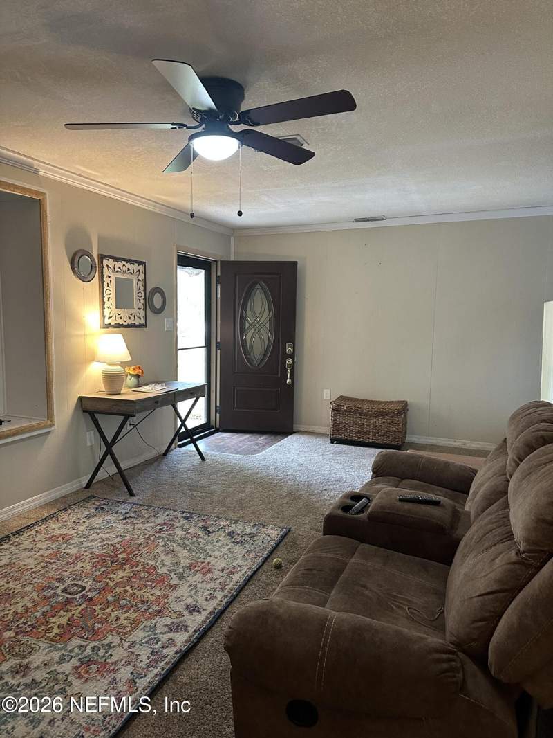 3 bedroom Single Family Residence at 146 Kelley Smith School Road, Palatka, Palatka — photo 3