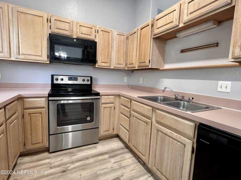 10150 Belle Rive Boulevard #904, Jacksonville FL - photo 9 of 44