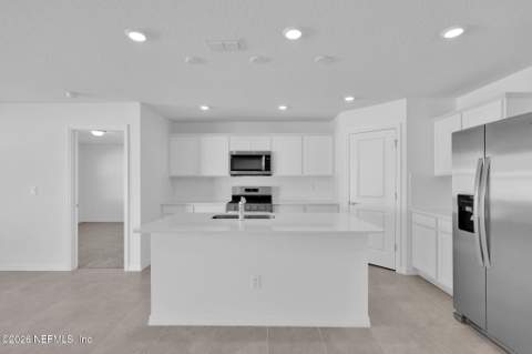 7082 Sandperch Street, Jacksonville FL - photo 6 of 30