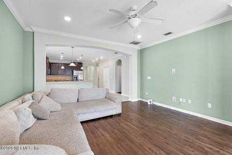 7161 Claremont Creek Drive, Jacksonville FL - photo 8 of 21