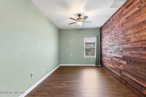 7161 Claremont Creek Drive, Jacksonville FL - photo 14 of 21