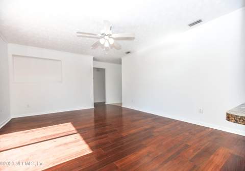 1367 Bellair Boulevard, Orange Park FL - photo 6 of 27
