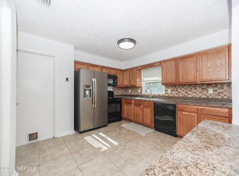 1367 Bellair Boulevard, Orange Park FL - photo 9 of 27