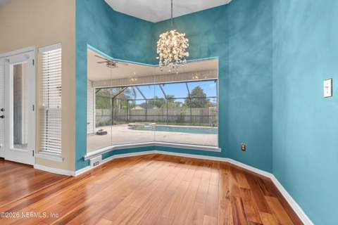 5562 Alden Bridge Drive, Jacksonville FL - photo 10 of 18