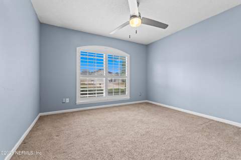 5562 Alden Bridge Drive, Jacksonville FL - photo 11 of 18