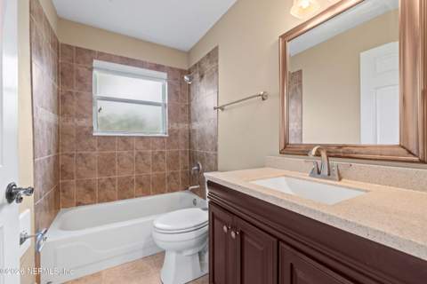 5562 Alden Bridge Drive, Jacksonville FL - photo 16 of 18