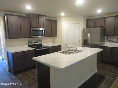 9016 Bighorn Trail, Jacksonville FL - photo 6 of 28