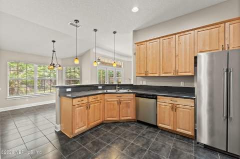 3003 Five Oaks Lane, Green Cove Springs FL - photo 8 of 40