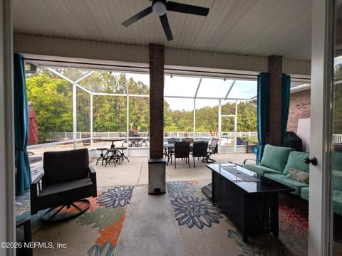 782 Wellhouse Drive, Jacksonville FL - photo 9 of 46