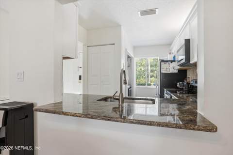 7701 Baymeadows Circle #1077, Jacksonville FL - photo 10 of 18