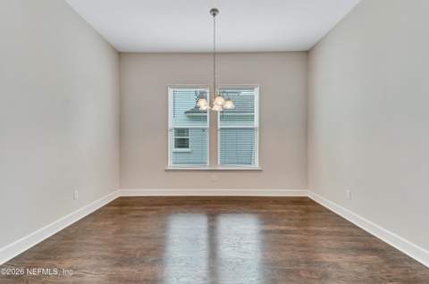 15715 Tisons Bluff Road, Jacksonville FL - photo 10 of 48