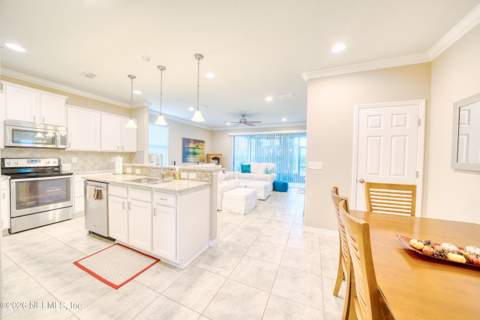 14010 Berryview Road, Jacksonville FL - photo 17 of 47