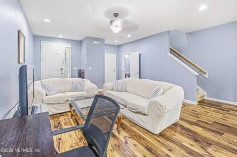3690 Creswick Circle #B, Orange Park FL - photo 14 of 45