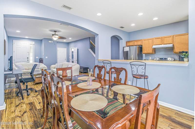 3 bedroom Townhouse at 3690 Creswick Circle #B, Briar Oaks Townhomes, Orange Park — photo 2