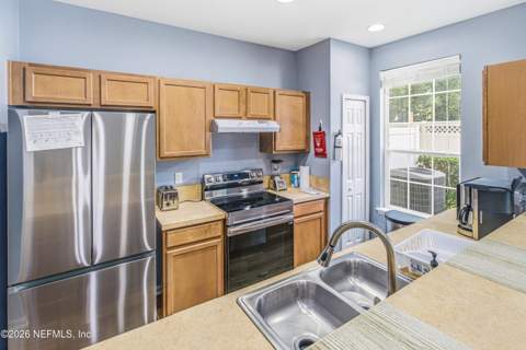 3690 Creswick Circle #B, Orange Park FL - photo 18 of 45