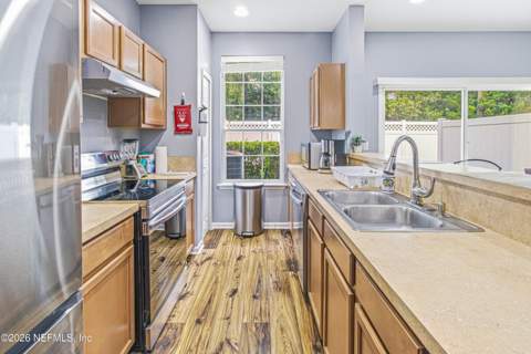 3690 Creswick Circle #B, Orange Park FL - photo 19 of 45