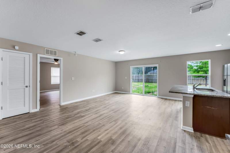3 bedroom Single Family Residence at 7828 Hammond Boulevard, Marietta, Jacksonville — photo 5