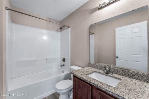 7828 Hammond Boulevard, Jacksonville FL - photo 17 of 26