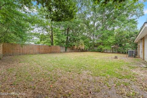 6781 Tinkerbell Lane, Jacksonville FL - photo 17 of 20