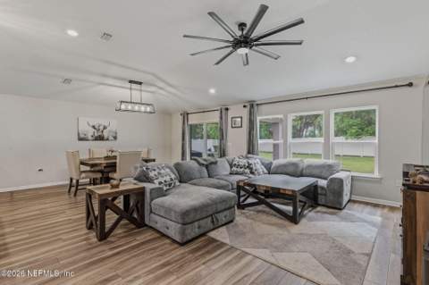 5138 Oak Bend Avenue, Jacksonville FL - photo 16 of 44