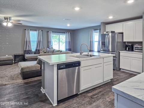 2316 Oak Stream Drive, Green Cove Springs FL - photo 8 of 23
