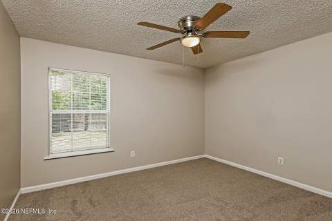 9750 Hazel Lake Drive, Jacksonville FL - photo 18 of 21