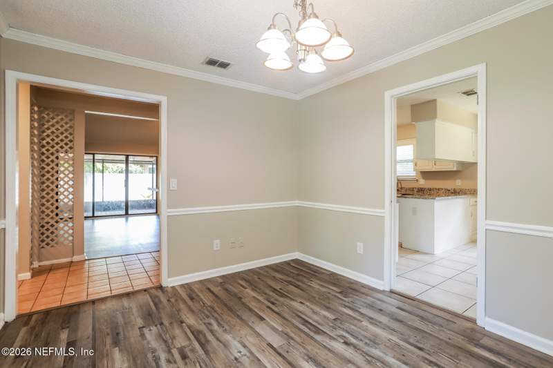 3 bedroom Single Family Residence at 7213 Secret Woods Drive, Secret Woods, Jacksonville — photo 5